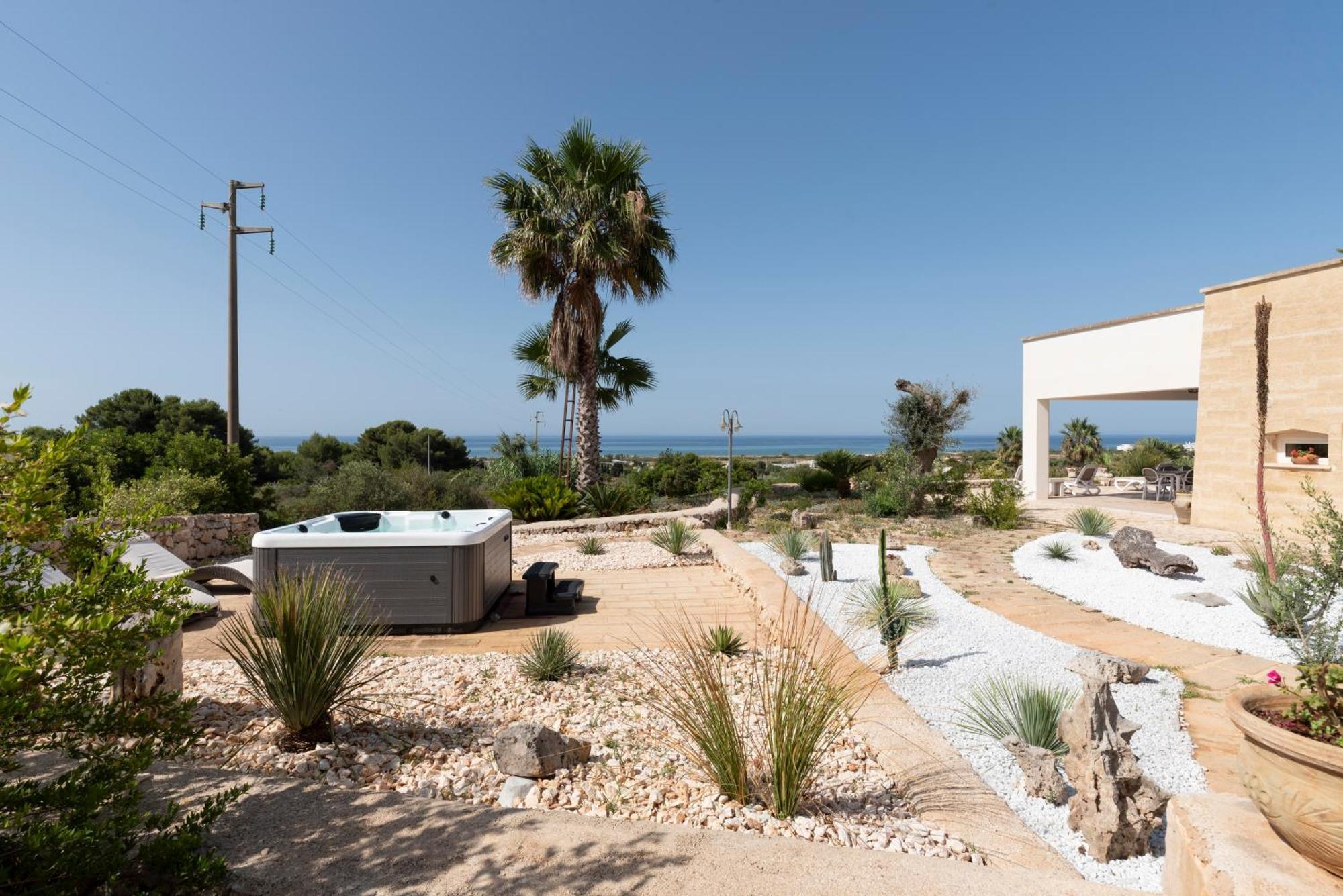 Le Gioie - Villa Macchia Mediterranea - Splendida Villa Vista Mare Immersa Nel Verde Torre Pali Exteriér fotografie